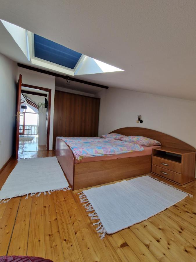 Villa Cvetic Selce Exterior foto